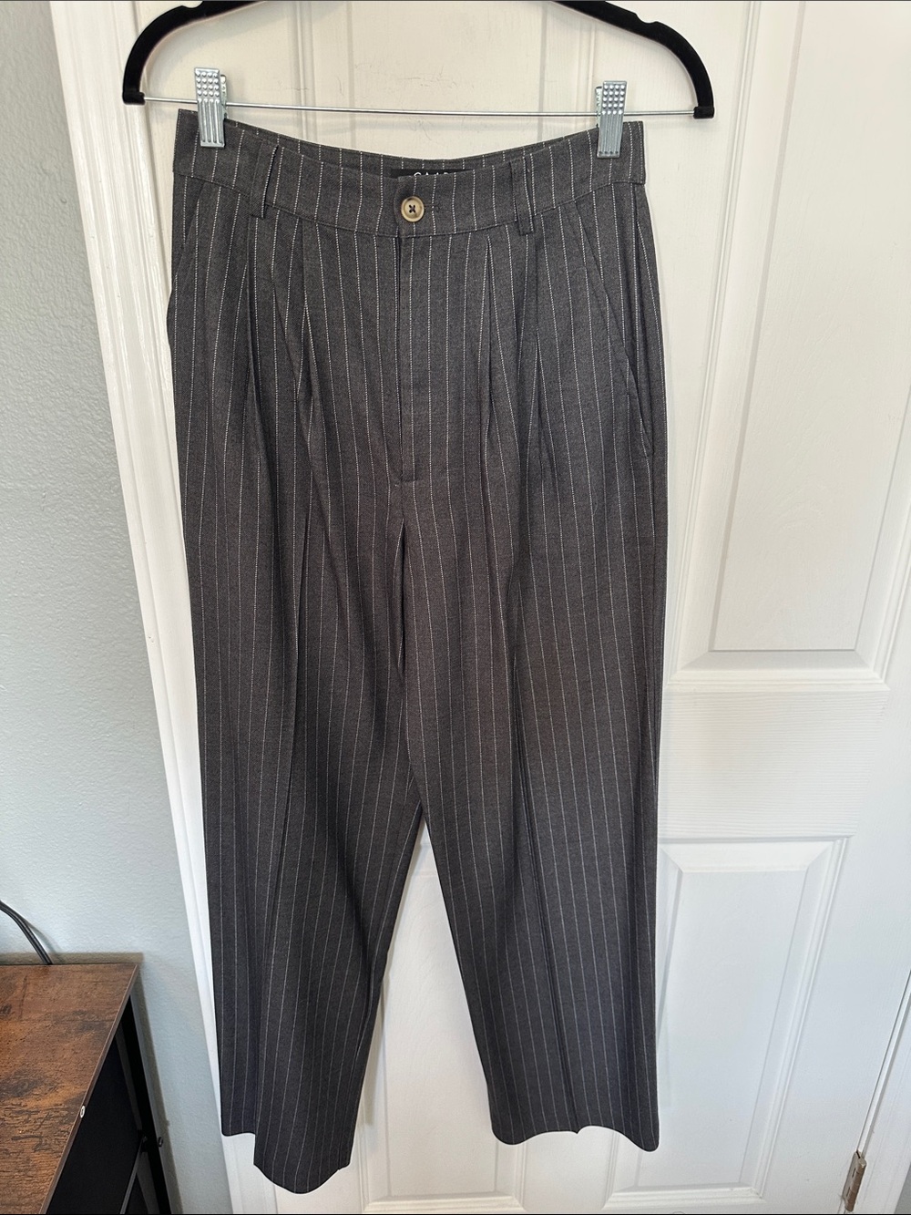 CAARA Women's Gray Pinstripe Pleated Trousers — never worn!